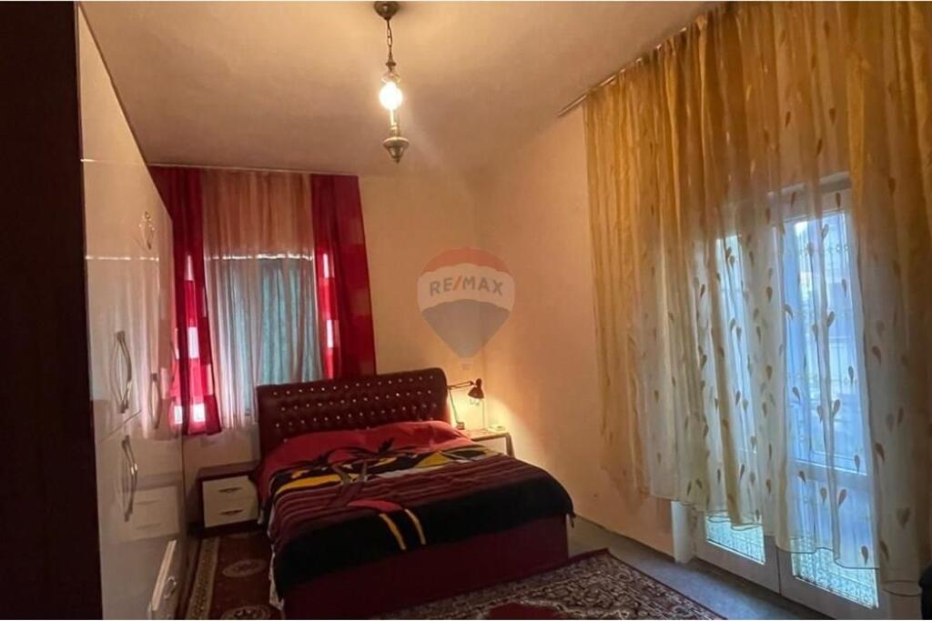 Apartament - Për Shitje - Bulevardi Bajram Curri, Tiranë