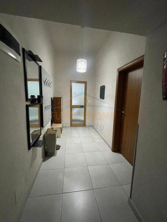 Qera, Apartament 1+1, Blloku