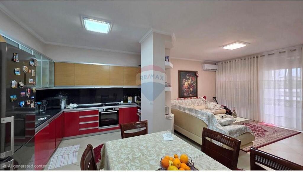 Apartament 3+1+2 për Shitje – Rruga e Çipajve, Vlorë