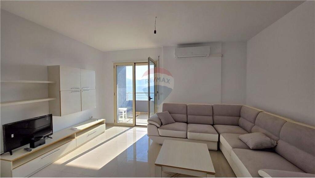 🌊 Apartament 2+1+2 për Shitje – Lungomare, Vlorë 🌊