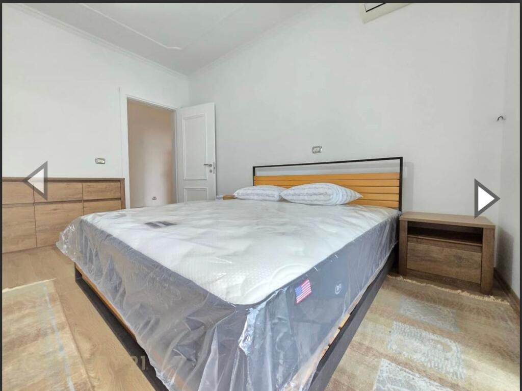 2+1,lussuosamente arredato a Shallvaret, prezzo 1150 euro