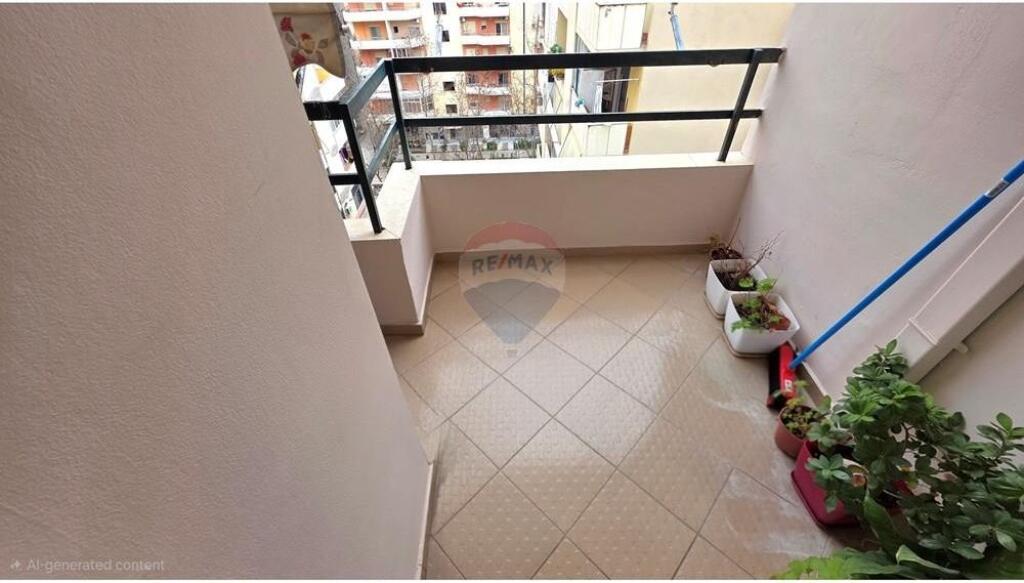 Apartament 3+1+2 ne shitje tek Rr. e Cipajve