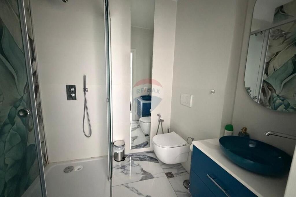 Apartament - Për Shitje - Rruga Butrinti, Sarandë