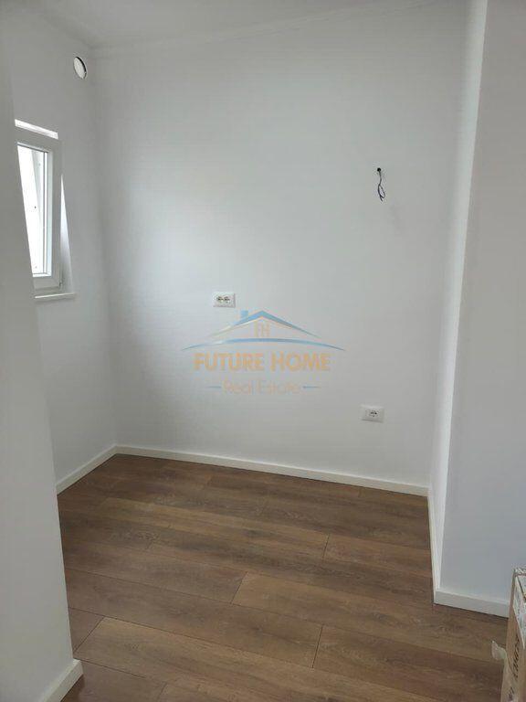 Shitet, Apartament 1+1, Tregu i ri elektrik, Tiranë.