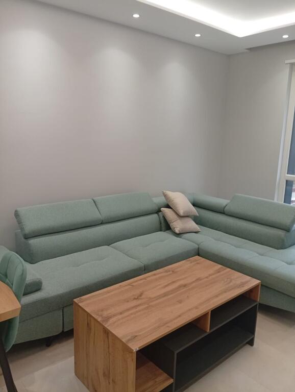 🏠Jepet me Qera Apartament 2+1+2 ne 5 Maj ,pas Concordit