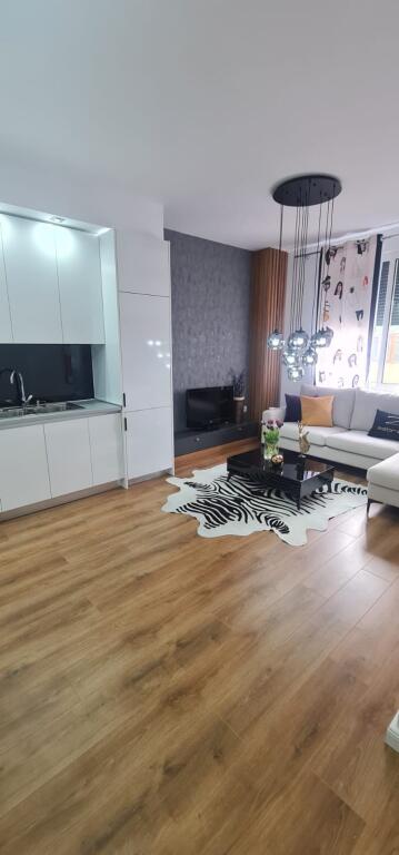 Super apartament 1+1 ne shitje, 21 Dhjetori