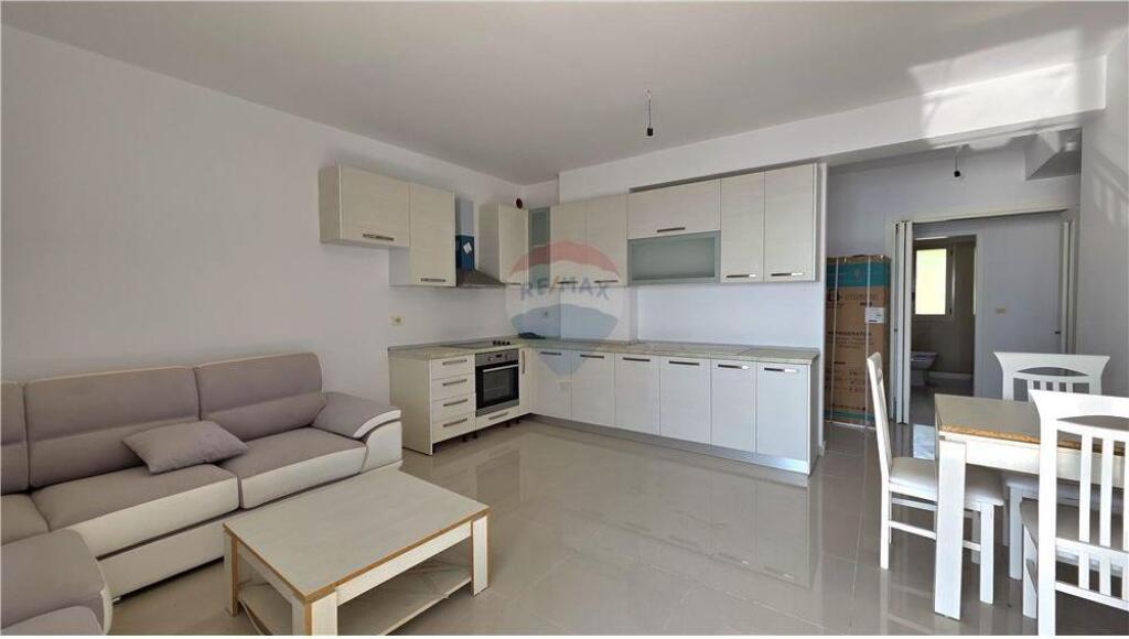 🌊 Apartament 2+1+2 për Shitje – Lungomare, Vlorë 🌊