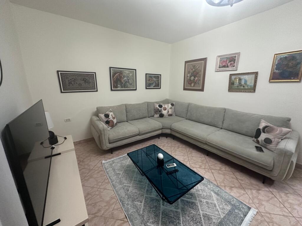 Jepet Me Qera Apartament 2+1