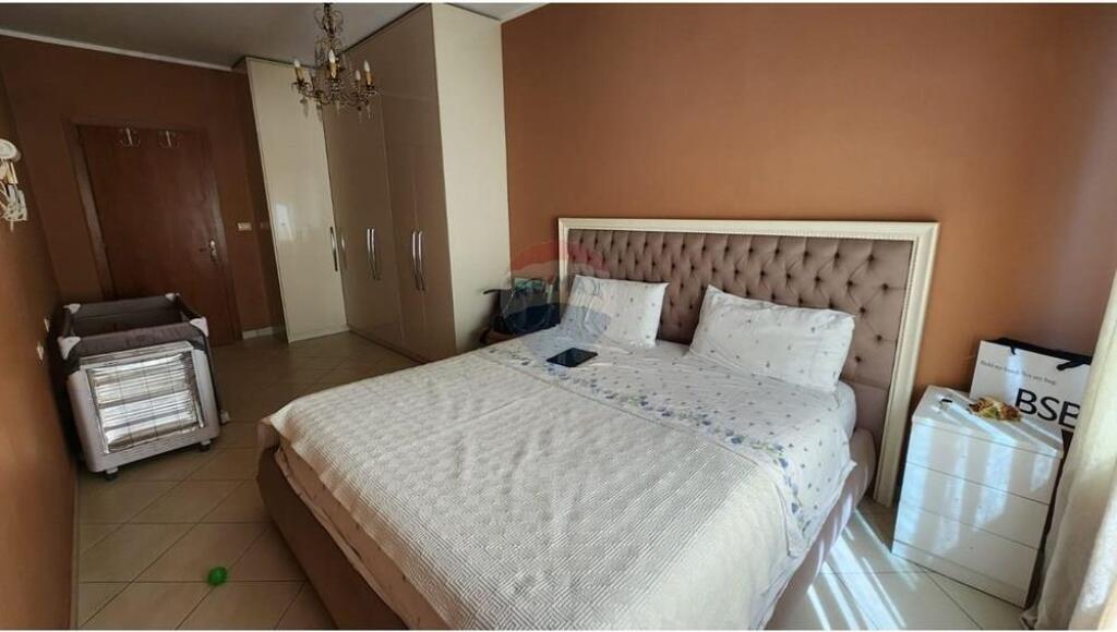 Apartament 2+1 per qira prane KMY, Yzberisht