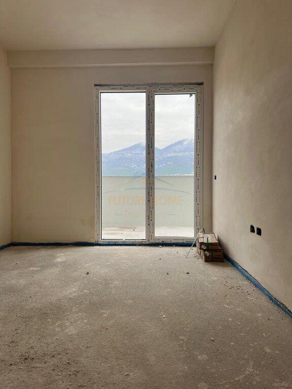 Shitet, Apartament 2+1+2, Ali Demi, Tiranë.