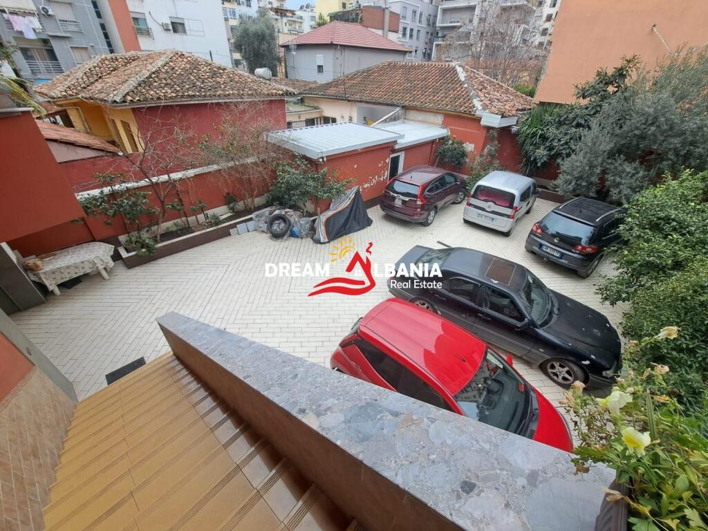 Apartament 2+1+Post Parkimi me Qera tek Rruga e Kavajes (ID 42215466)
