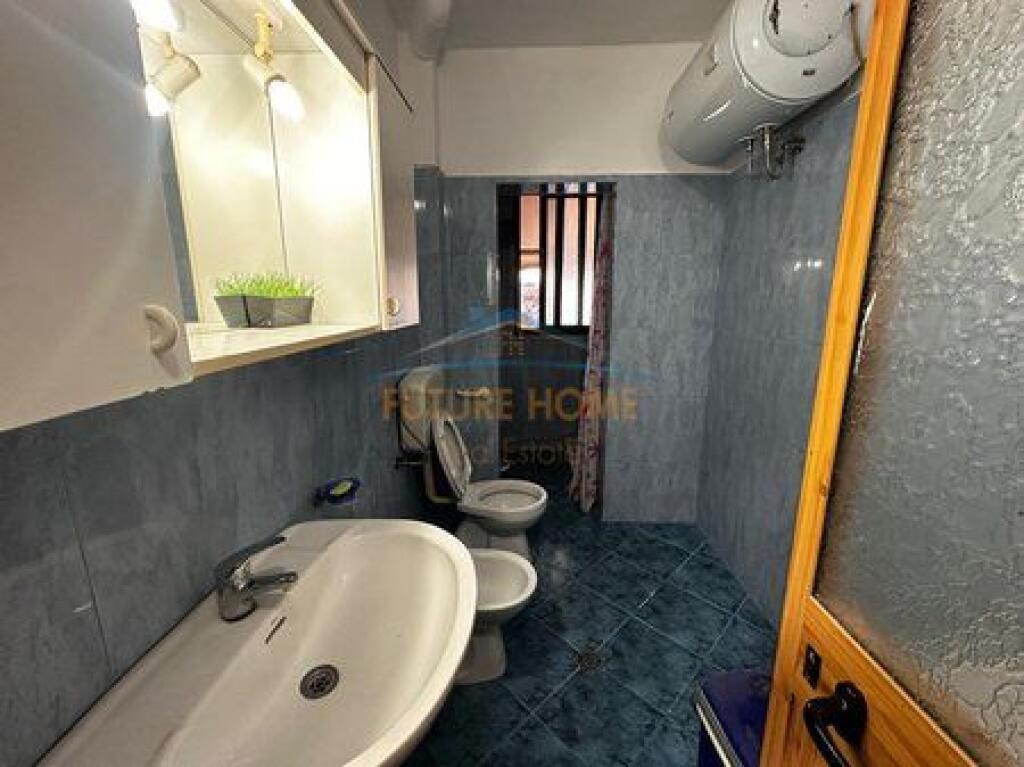 For sale, 2+1 Apartment, Xhamlliku, Tirana