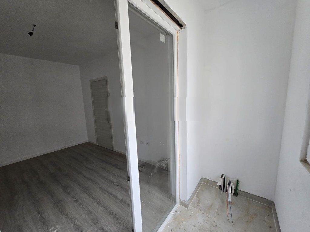 Shitet apartament 1+1 tek E-88 Rr. Dritan Hoxha