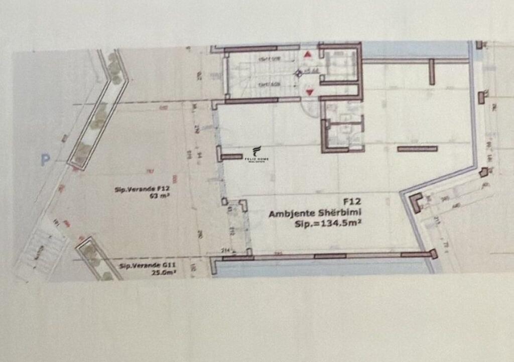 ZYRE ME QERA 135 M2 ASTIR 1.350 EURO