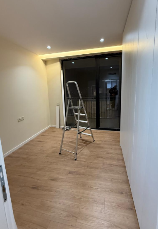 🏡 Jepet me Qira Apartament 2+1 – Mine Peza, Golden Tower