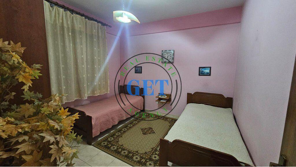 Jepet me qira, Apartament 2+1,Policia, Durrës