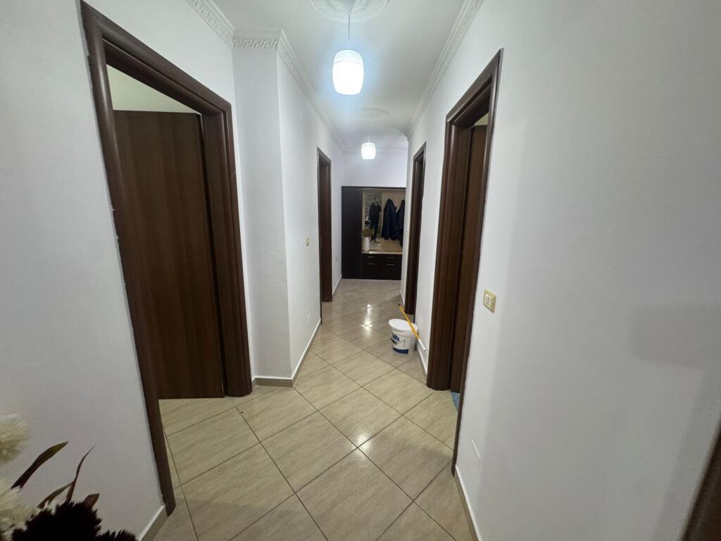 🏡Jepet me qira apartament 2+1 📍 Adresa: Rruga Jordan Misja💰 Çmimi: 70,000 lekë / muaj