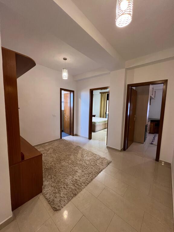 Appartamento 2+1, Via Kavaja!