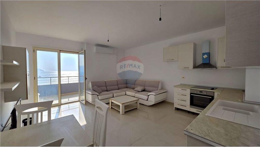 🌊 Apartament 2+1+2 për Shitje – Lungomare, Vlorë 🌊
