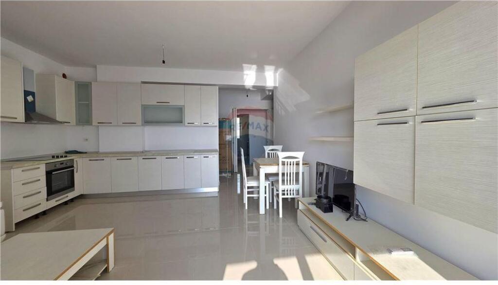 🌊 Apartament 2+1+2 për Shitje – Lungomare, Vlorë 🌊