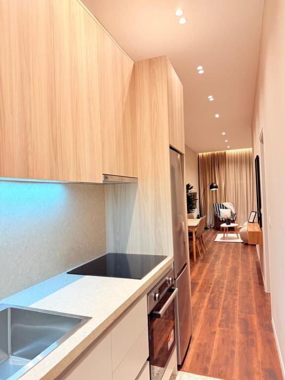 Apartament 2+1, Rruga e Kavajes!