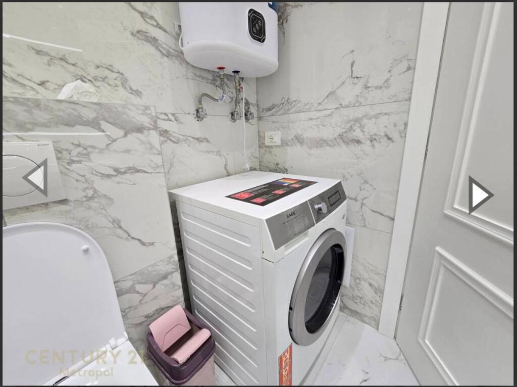 Jepet me qera 2+2 mobiluar Myslym shyri 1150 eu