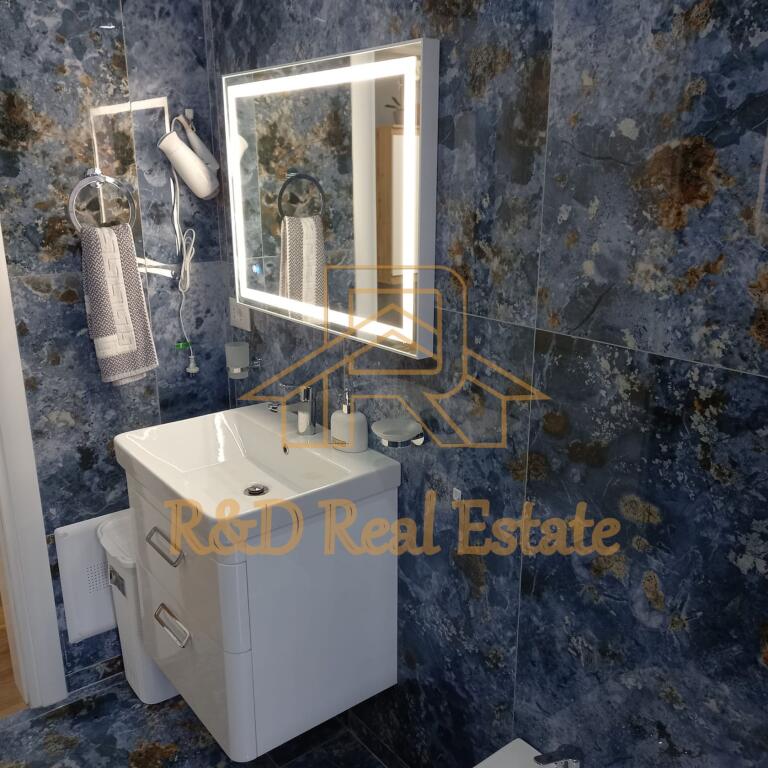 🏡 Jepet me qira apartament 1+1 – Rruga Margarita Tutulani