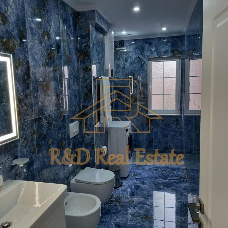 🏡 Jepet me qira apartament 1+1 – Rruga Margarita Tutulani