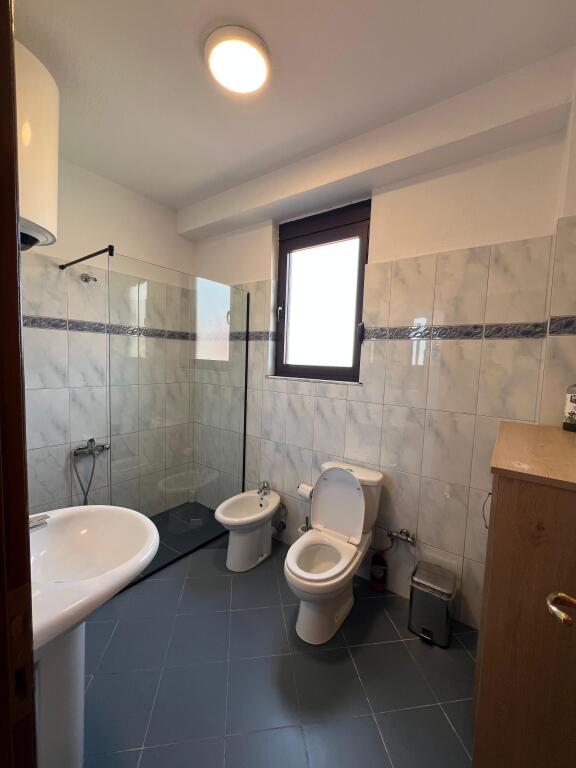 Appartamento 2+1, Via Kavaja!