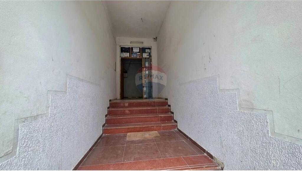 Apartament 3+1+2 ne shitje tek Rr. e Cipajve