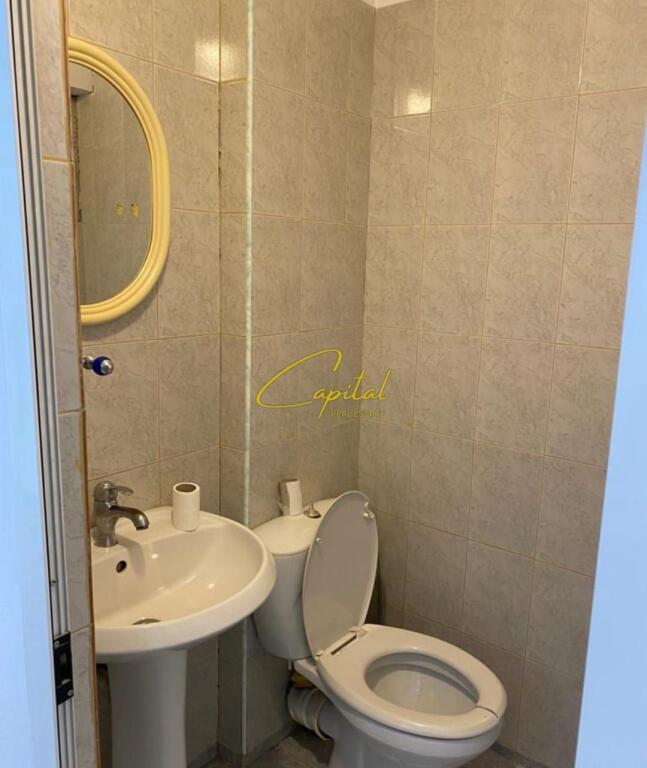 BUSINESS PREMISES FOR RENT 160 M2 CENTER 140,000 LEKE