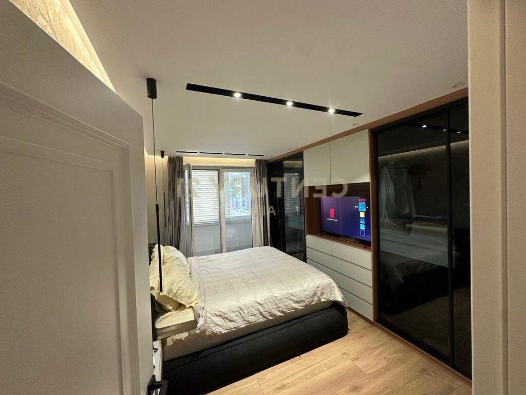 Jeper me qira apartament 2+1+2 tek Shallvaret!