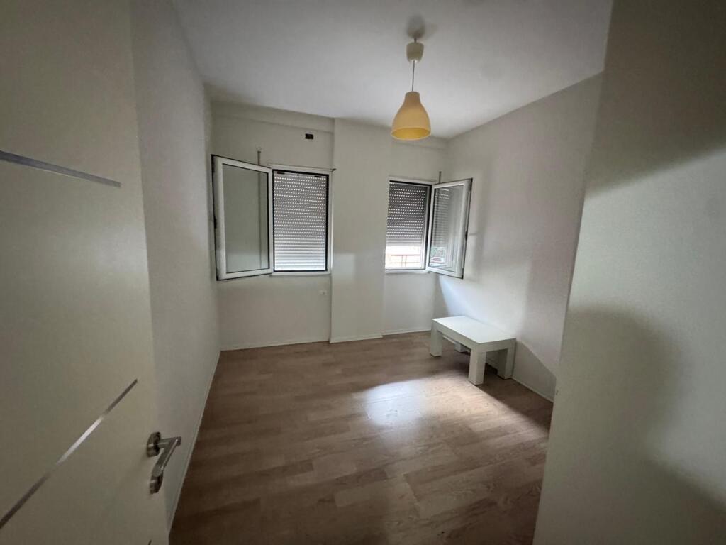 Apartament 2+1 me qira Kodra e Diellit