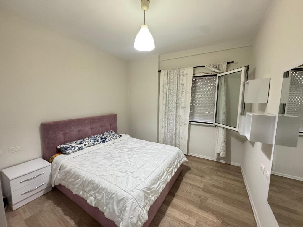 Kodra e Diellit – Appartamento 2+1 in affitto