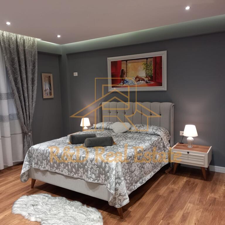 🏡 Jepet me qira apartament 1+1 – Rruga Margarita Tutulani