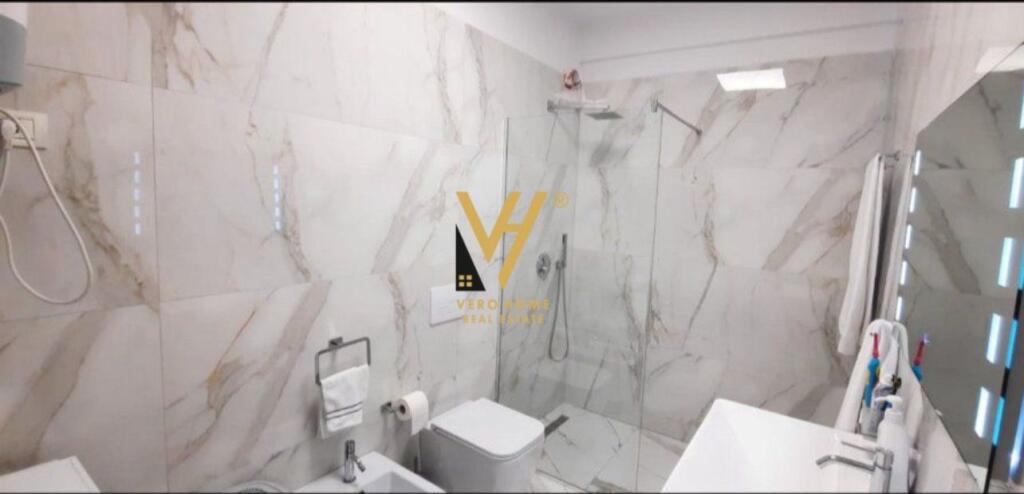 SHITET APARTAMENT 2+1+BLK TE GREEN CITY, UNAZA E RE 213.000 EURO