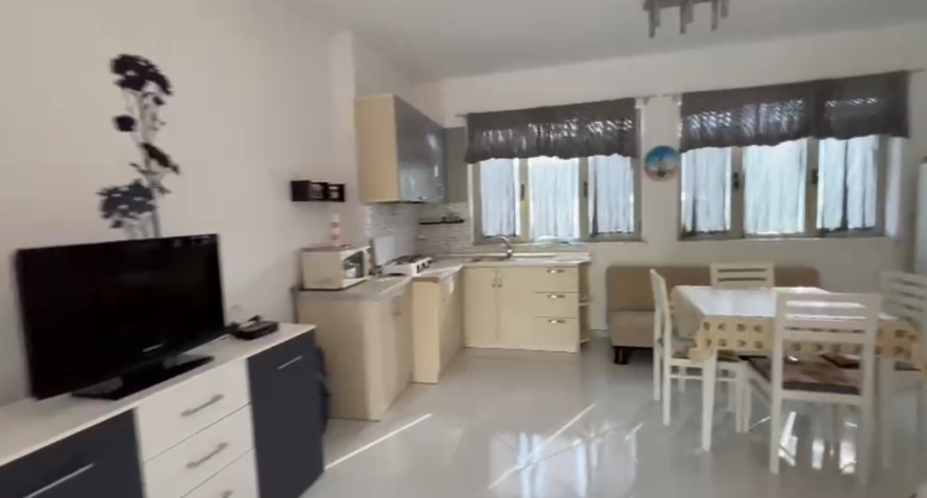 4 Garsoniere për Qira në Vilë – Prush