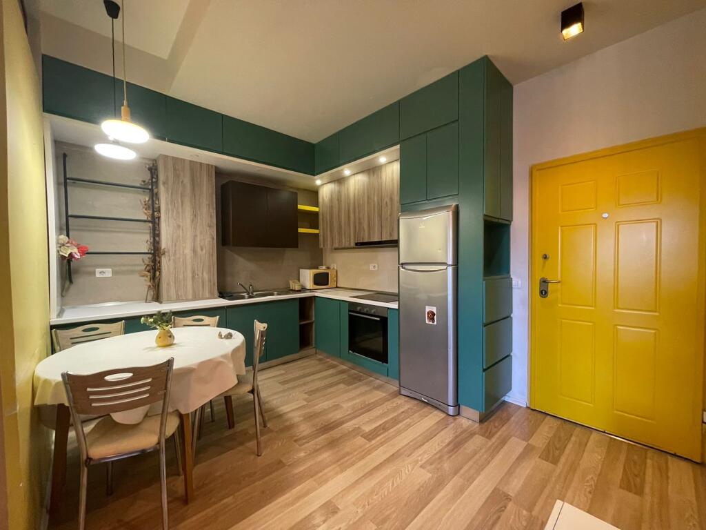 🔑 Shitet apartament 1+1 + verandë në përdorim 📍 Rezidenca Kodra e Diellit 2