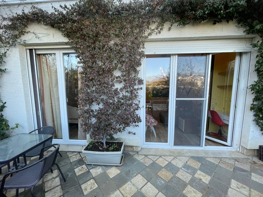 🔑 Shitet apartament 1+1 + verandë në përdorim 📍 Rezidenca Kodra e Diellit 2