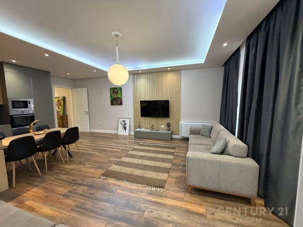 Vile per qira tek Liqeni i Farkes! 3,000 € /Muaj