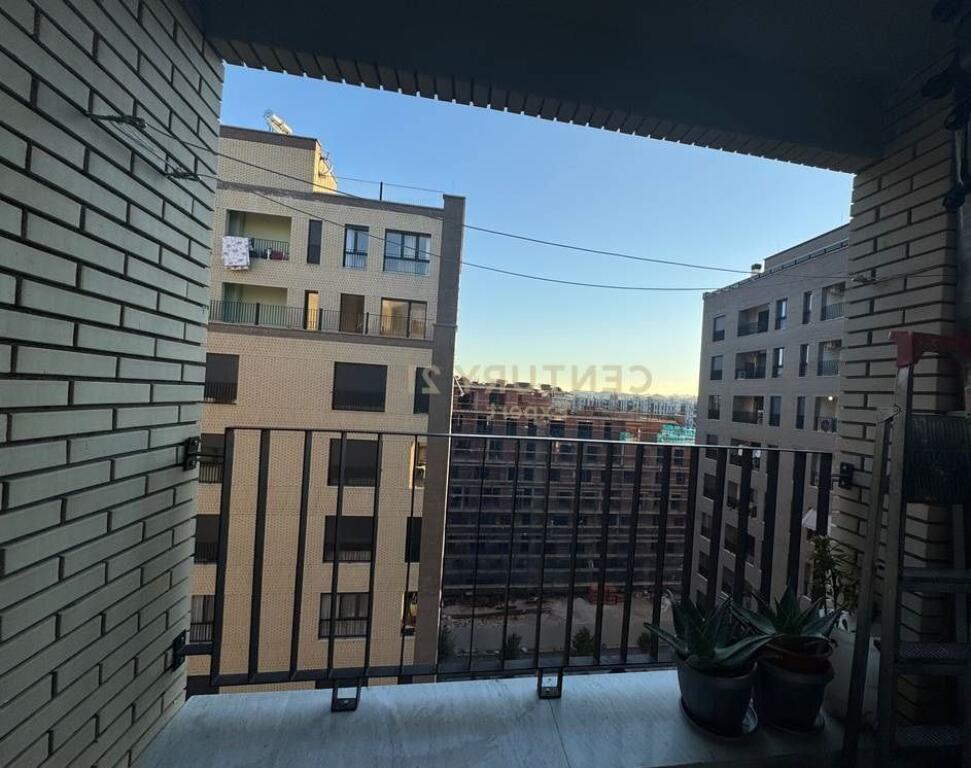 Shitet apartament 1+1 te Ish Fusha e Aviacionit