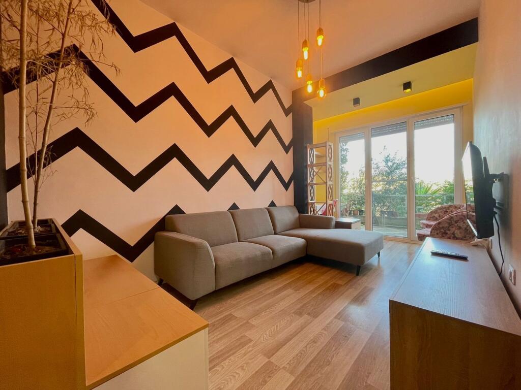 🔑 Shitet apartament 1+1 + verandë në përdorim 📍 Rezidenca Kodra e Diellit 2