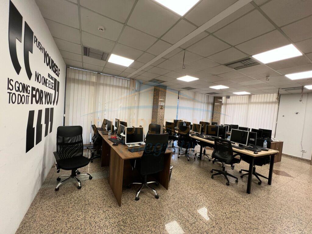 Qera, Ambjent Biznesi per zyra , Blloku Tirane