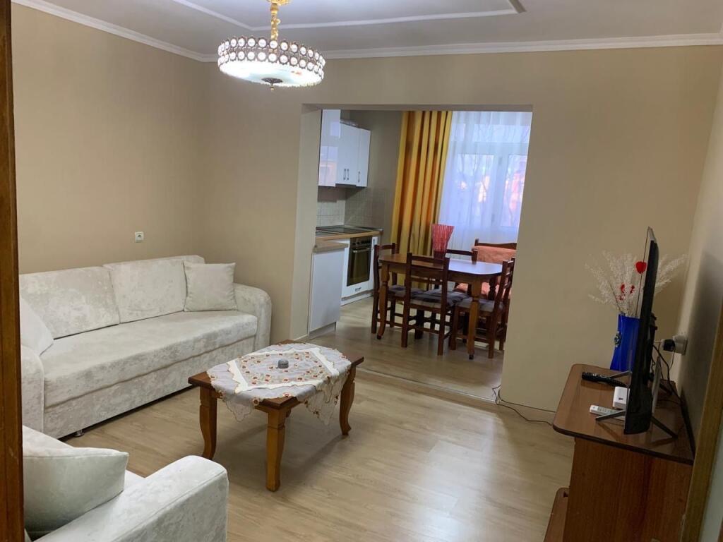 Apartament 1+1 me qira prane Pediatrise!