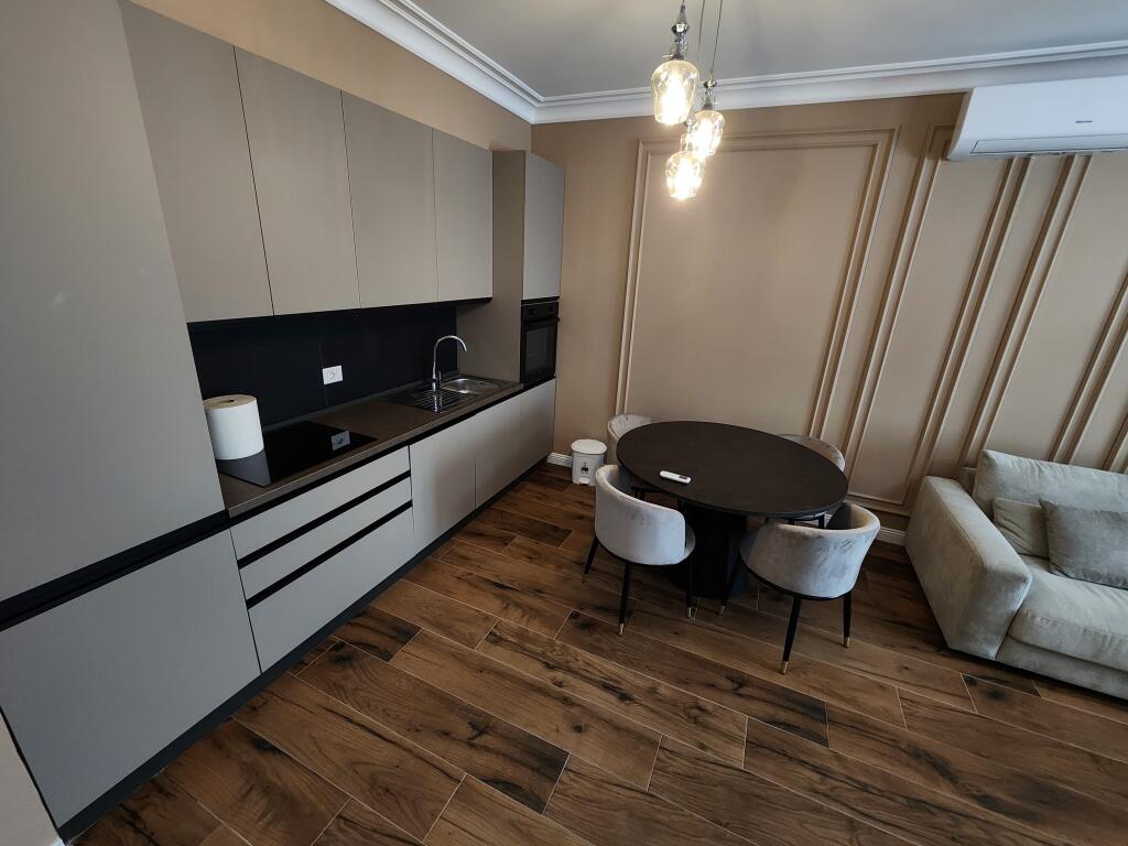 Affitto 2+1+2+Posto Auto Lago Secco