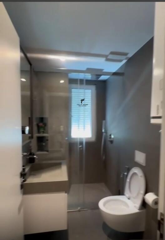 APARTAMENT ME QERA 1+1 ZOGU I ZI 1.000 EURO