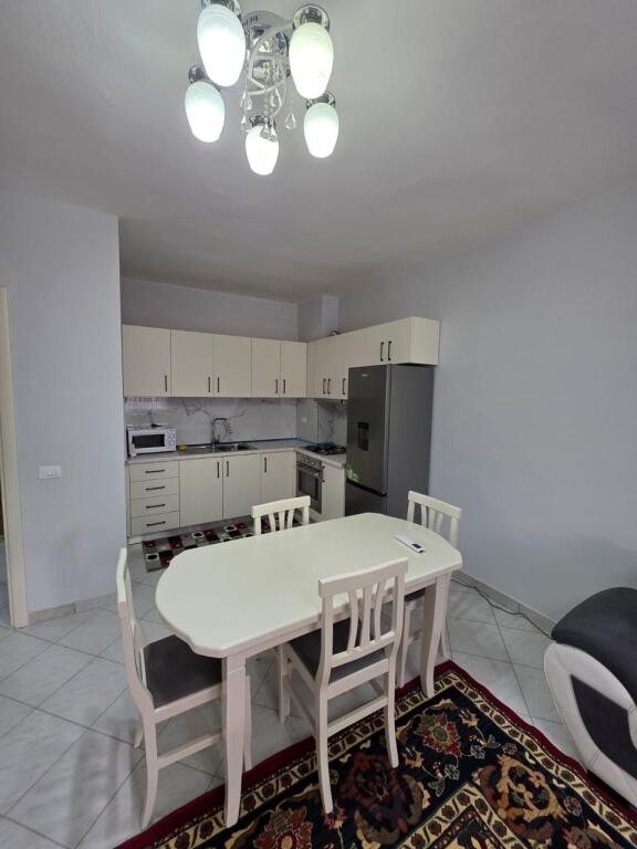 Astir, a Bohemi, appartamento 2+1 in affitto! 500 Euro