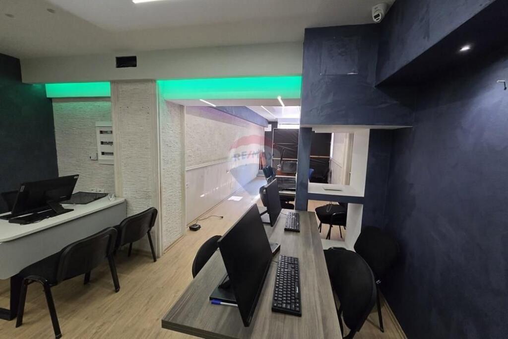 Shop - For Sale - Kristal Center, Tirana !