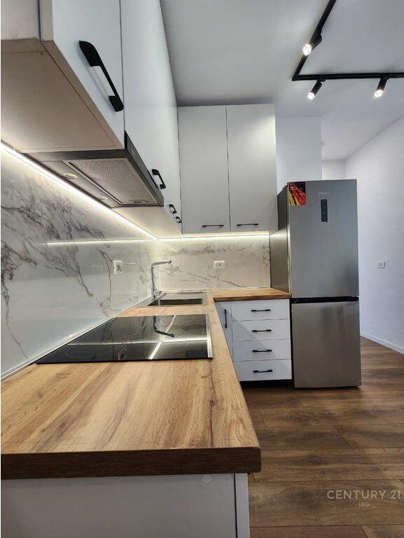 JEPET ME QIRA APARTAMENT 2+1 PRANË PAZARIT