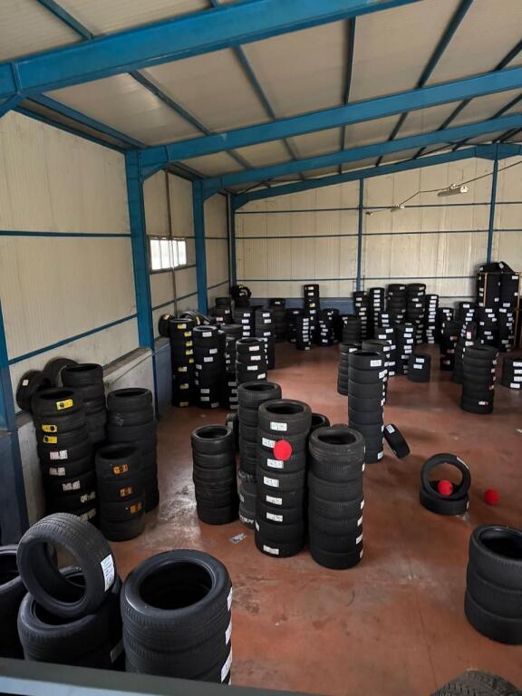 WAREHOUSE FOR RENT 500 M2 KASHAR 1,500 EURO